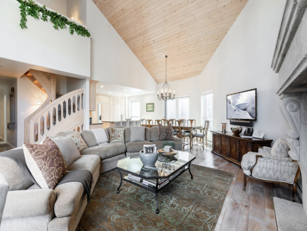 Golden Peak Ski in Ski Out Townhome